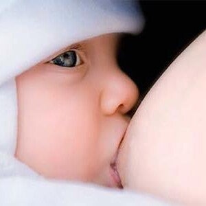 Thời gian bú mẹ ngắn và mẹ béo phì liên quan đến tình trạng gan nhiễm mỡ ở thiếu niên (news)