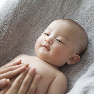 ĐIỆN GIẢI, NGUYÊN TỐ VI LƯỢNG, KHOÁNG CHẤT VÀ VITAMIN Ở TRẺ SINH NON